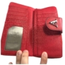 Kép 3/4 - Piros steppelt csatos pénztárca 
